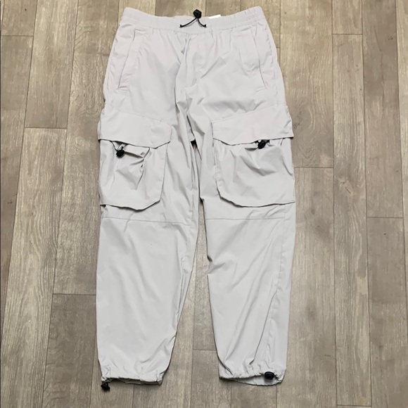 H&M Other - Mens H&M Relaxed Fit Cargo Drawstring Tapered Leg Pants‎